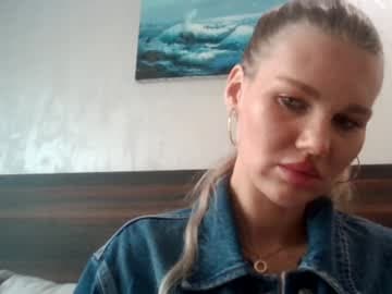 Hello i'm Alice let's fun together  #blondie #deepthroat #bigboobs #anal #squirt