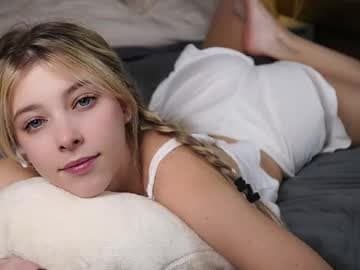 Goal: Take off my shorts and make ass red :pp :))) #new #18 #skinny #blonde #cute [500 tokens remaining]