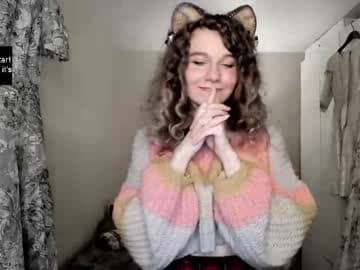 boobs squeeze to cam!! #cute #slim #natural #curly #young [540 tokens remaining]