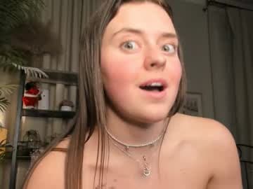 Goal: keep rubbing your panties👈 Hi everyone! my name is Samantha! #new #teen #skinny #cute #bigboobs [0 tokens remaining]