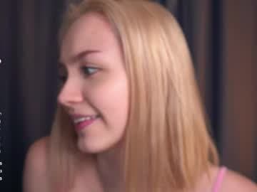 Hello my love, welcome to my hot room! Goal: pull fingers inside and mooooan 💕 <3 #teen #18 #new #shy #natural [250 tokens remaining]